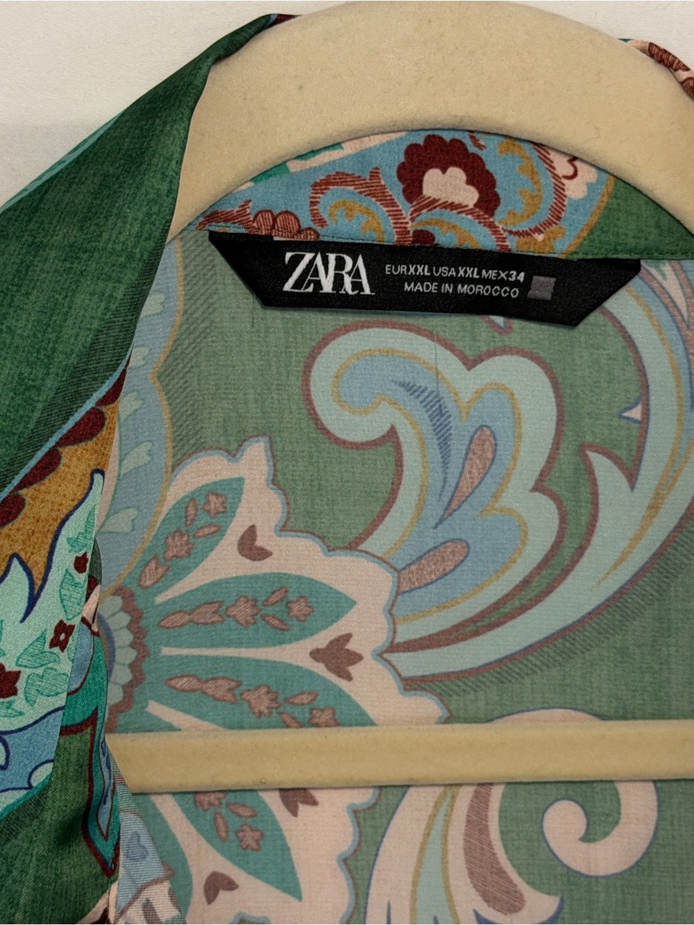 Zara Green Paisley Button-Front Women's Blouse - XL - Picture 6 of 6